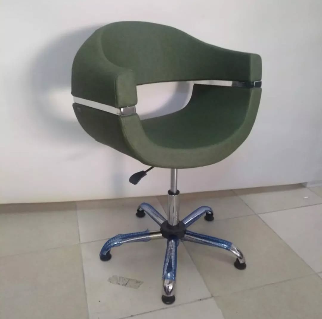 Ergonomik Kuaför ve Güzellik Salonu Koltuğu - Krom Detaylı Yıldız Ayak - Profesyonel spa ve wellness ekipmanı