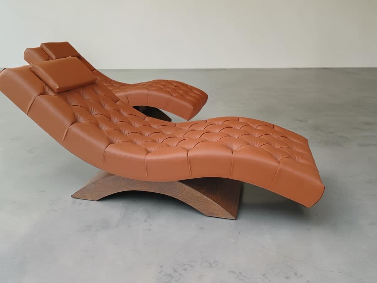 Düğmeli Spa Şezlongu - Havuz Kenarı ve Dinlenme Odası Yatağı - Profesyonel spa ve wellness ekipmanı