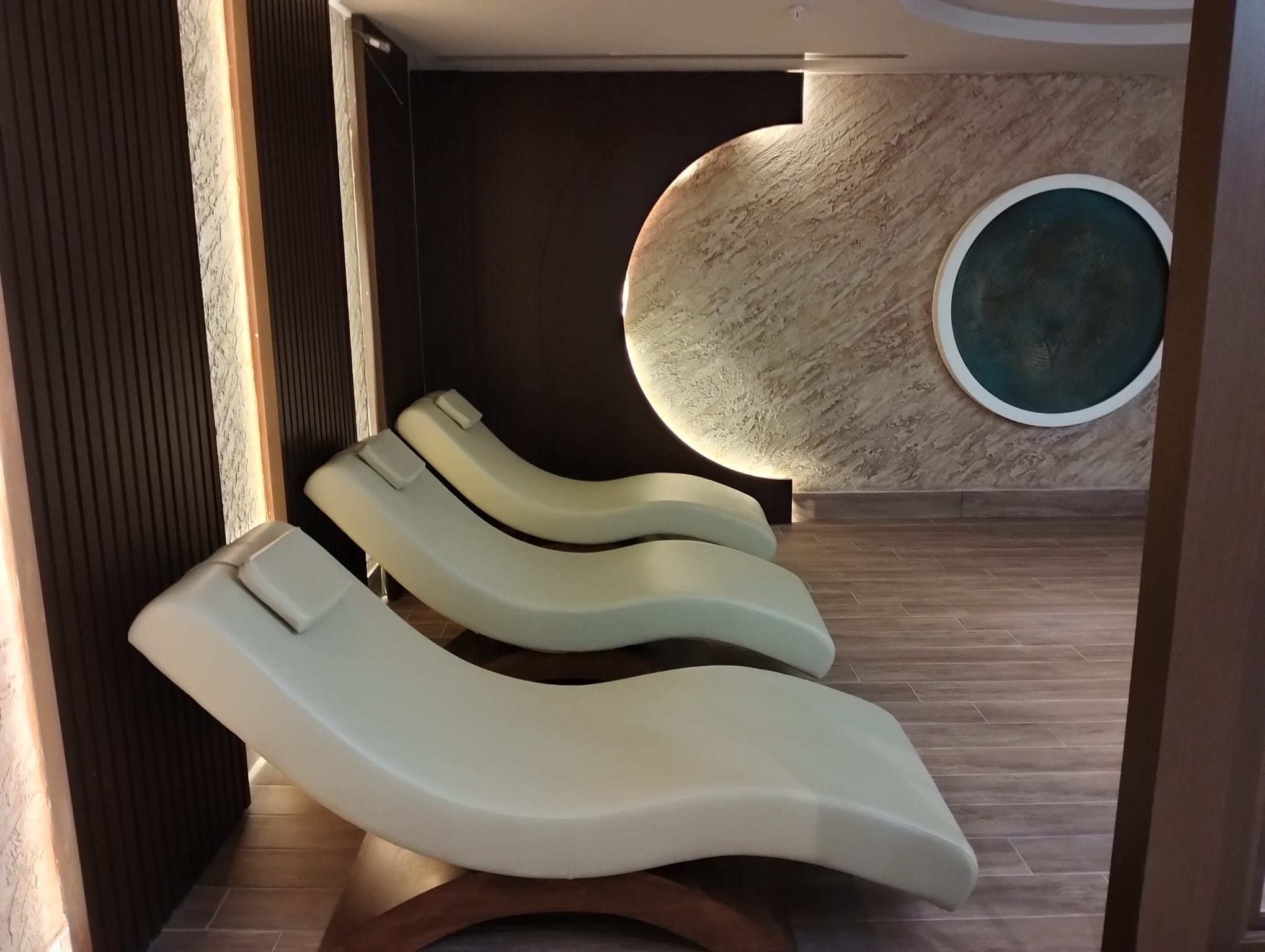Spa Dinlenme Yatağı