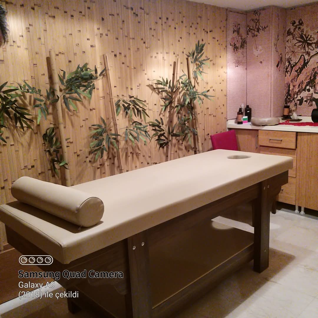 Spa ve Masaj Salonları İçin Doğru Masaj Yatağı Seçimi Rehberi