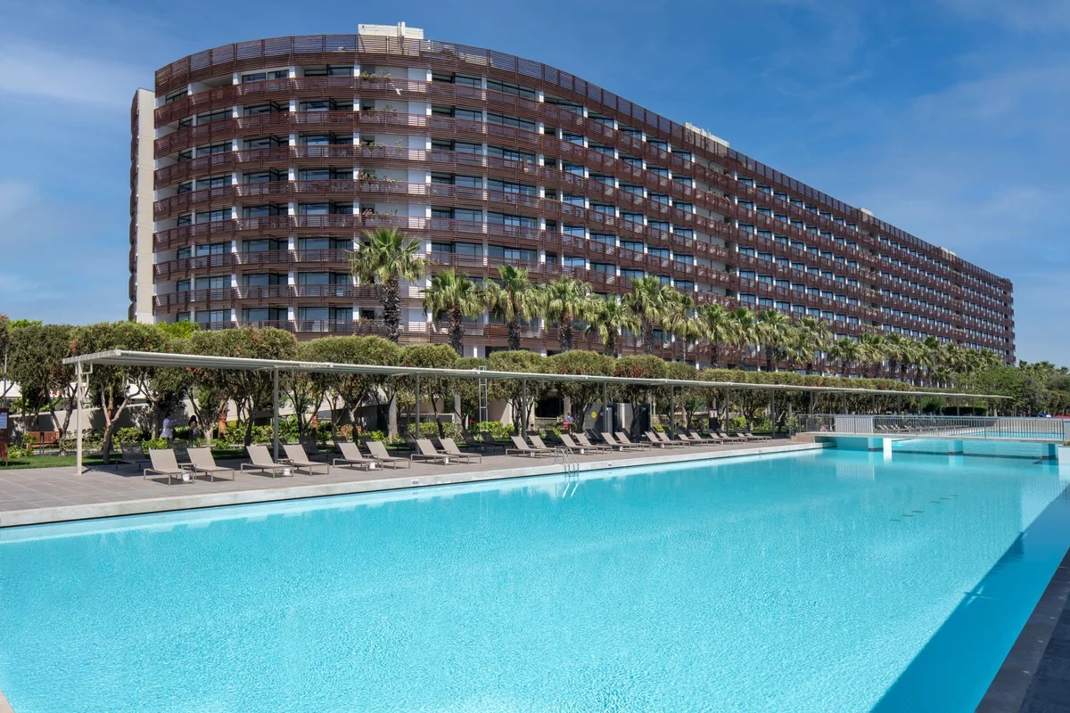 NİRVANA HOTEL