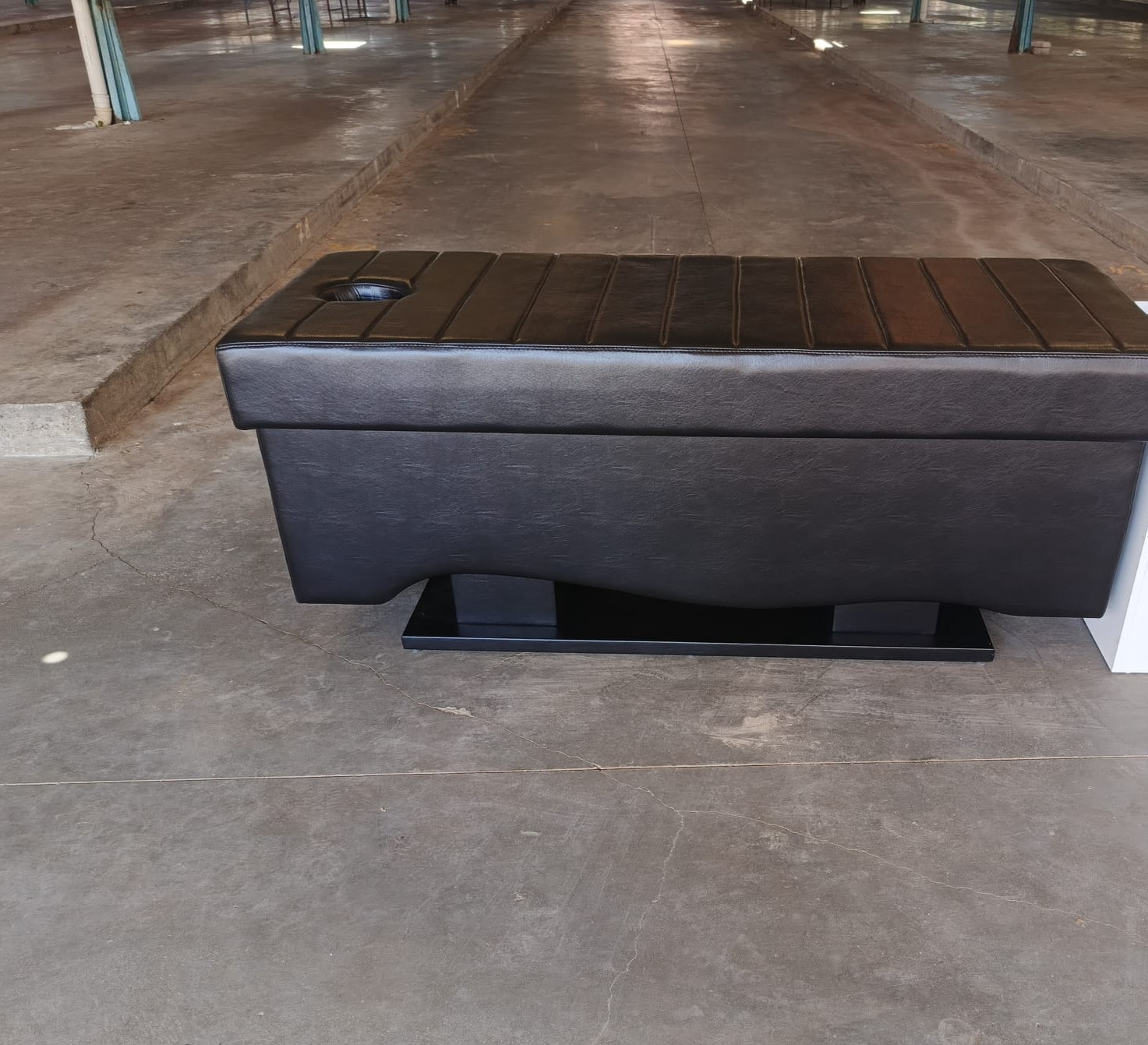 Siyah Lüks Masaj Yatağı