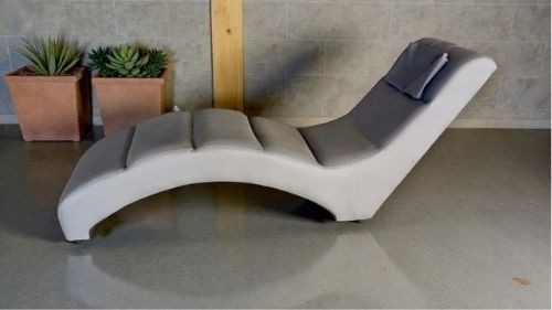 Kapitoneli Dinlenme Yatağı